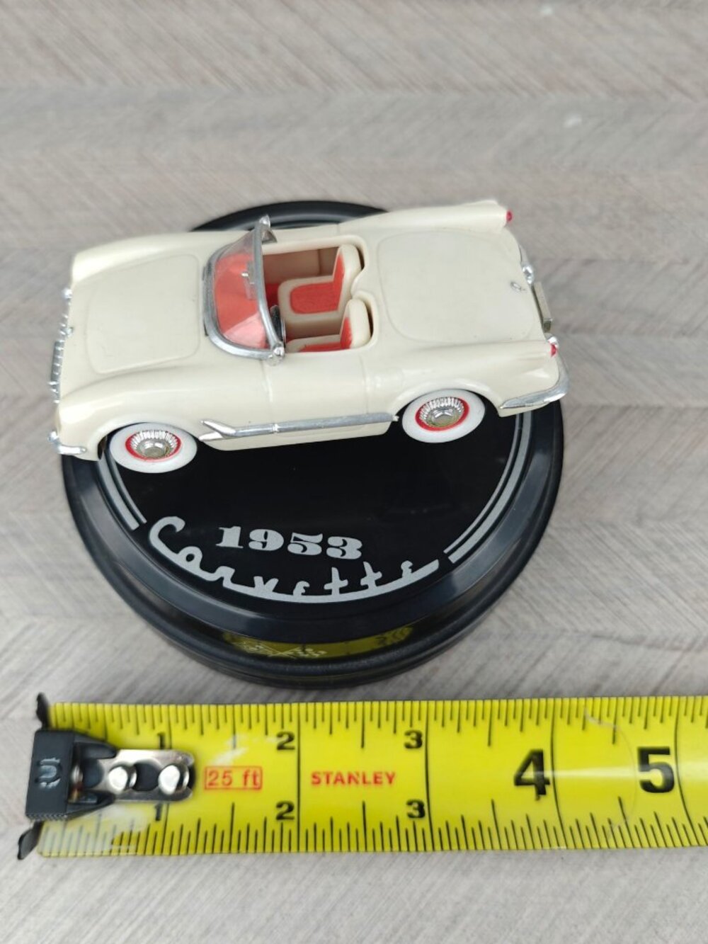 1953 Chevrolet Corvette Musical Model Enesco Classics Collection Cream Red - Picture 9 of 9